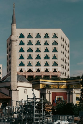 Tirana:Communist History & Modern City Tour with Local Guide