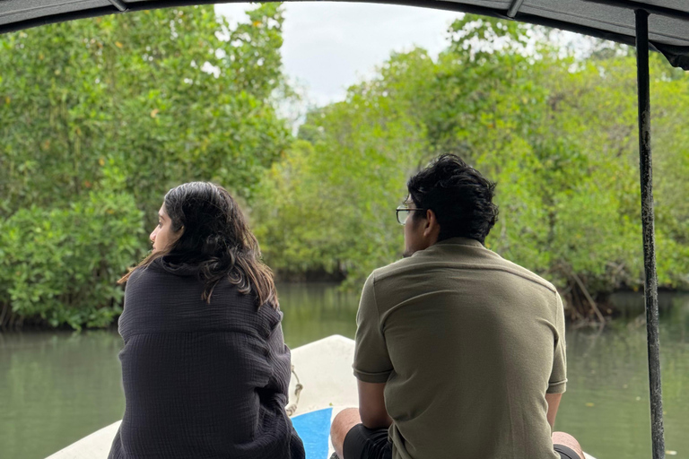 Koggala Lake Guided Boat Safari with Hotel Pickup & Drop Off