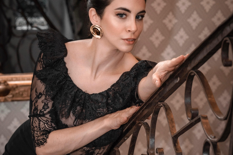 Luxembourg: Private Photo Session – Capture Stylish MemoriesPremium Session — 60 minutes | 12 edited photos | €170