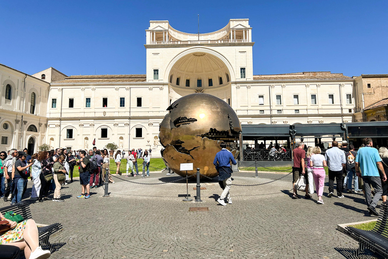 VIP Vatican Tour Sistine Chapel, St.Peter’s & Skip-the-Line Rome: Vatican Museums and Sistine Chapel Semi- Private Tour