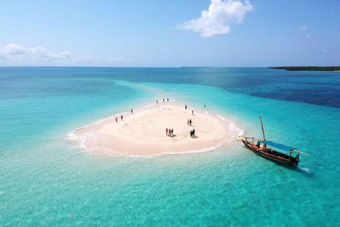 Prison Island, spiaggia di Nakupenda, picnic sul banco di sabbia, snorkeling