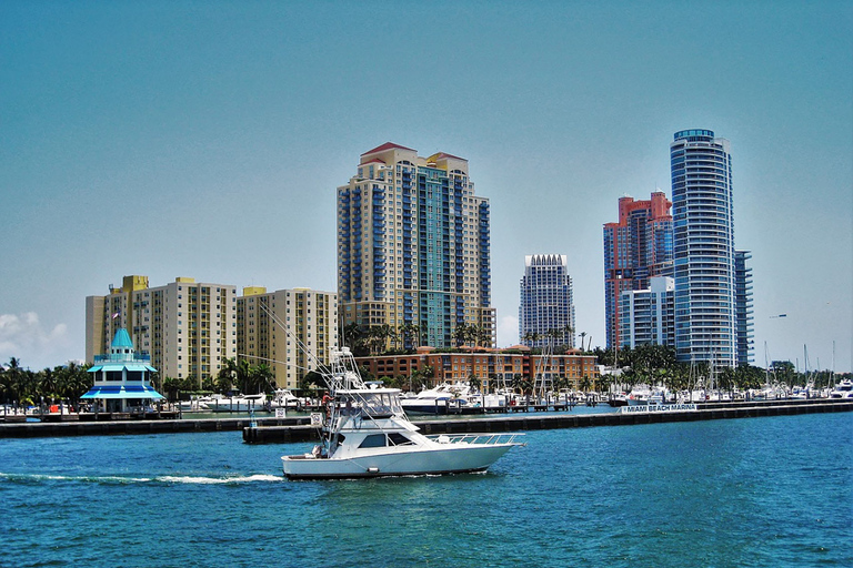 Miami Boat Tour : Mansions & Skyline with optional Pick-up PARTIAL PAYMENT | Miami Boat Tour
