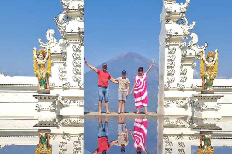 Best of East Bali: Gate of Heaven, Besakih & Water Palace