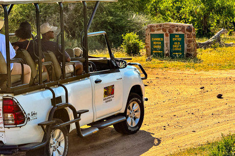 Chutes Victoria : Safari dans le parc national du ZambèzeSafari matinal