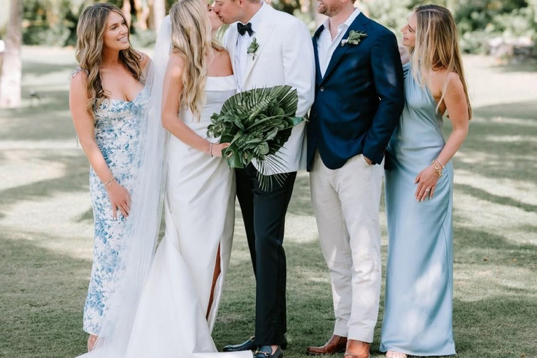 Cattura il matrimonio dei tuoi sogni con il fotografo di punta Vaughn.Cattura il tuo matrimonio da sogno con il fotografo top Vaughn