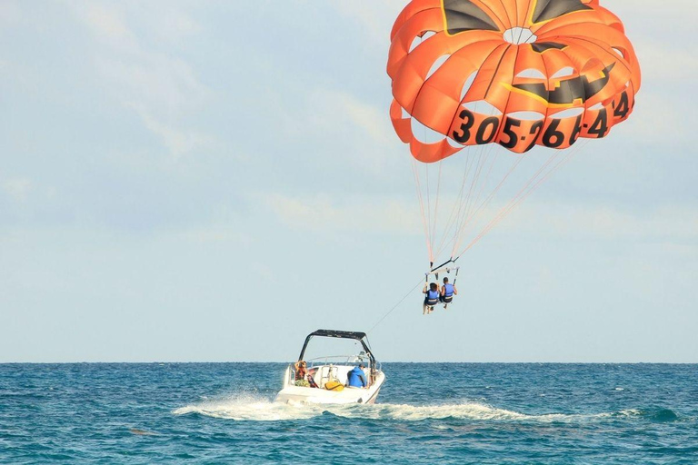 Punta Cana Parasailing: 15-Minute Adrenaline Adventure