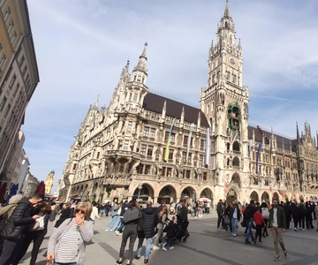 A Full-Day Walking Tour of Munich