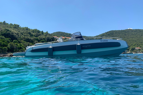 Luxury Private Sunset Cruise with Champagne & Canapés