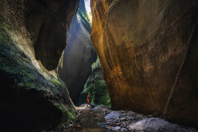 Von San Salvador: Wanderung durch die Teufelsgasse