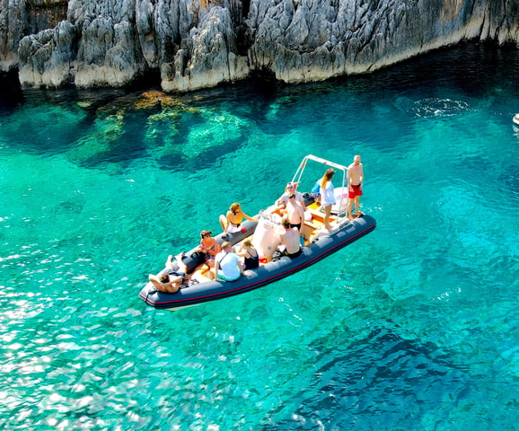 Bristan Bay Speedboat Tour Vlore