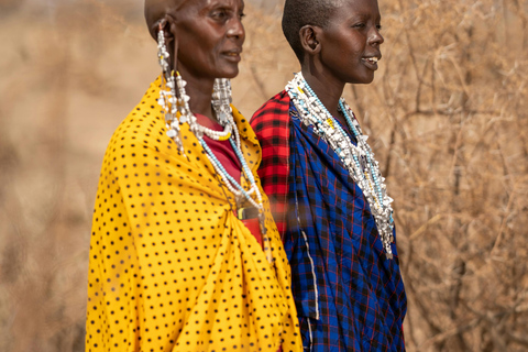 Arusha: Safari di 6 giorni nel Serengeti con visita al villaggio MasaiArusha: safari di 6 giorni nel Serengeti con visita al villaggio Masai