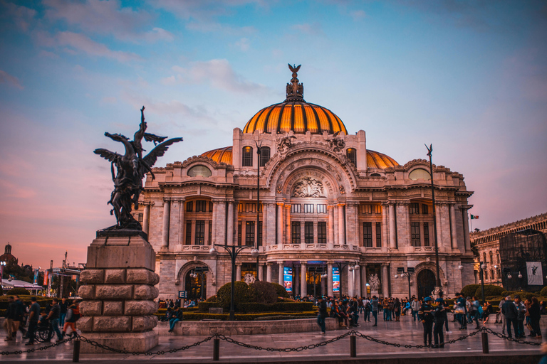 Private Sightseeing Tour of Mexico City's Most Iconic Places Private Tour of Mexico City's Most Iconic Spots
