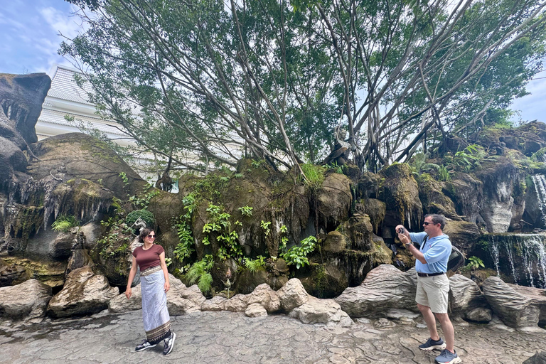 Chiang Rai: Private Half Day Tour – Temples & City Sights