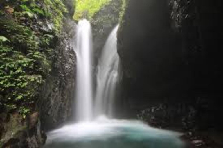 Bali: Amazing Secret Waterfall at North Bali