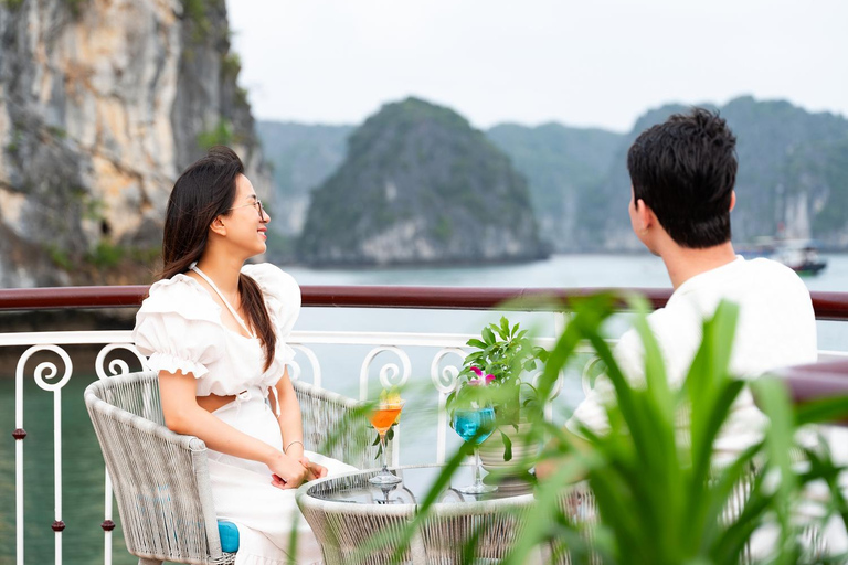 Hanoi/Cat Ba: Lan Ha Bay Day Cruise with Dark & Bright Caves Day Trip Cruise Pick up & Drop Off From Cat Ba Town