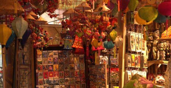 Weekend Hanoi Night Market & Street Food Tour