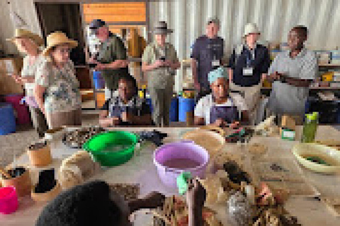 Nairobi: Kazuri Beads Factory Tour With Round-trip Transfer Nairobi: Guided Kazuri Beads Factory & Giraffes Centre Tour.