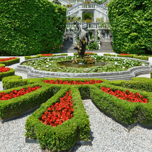 From Milan: Lakeside villas on Lake Como with ferries
