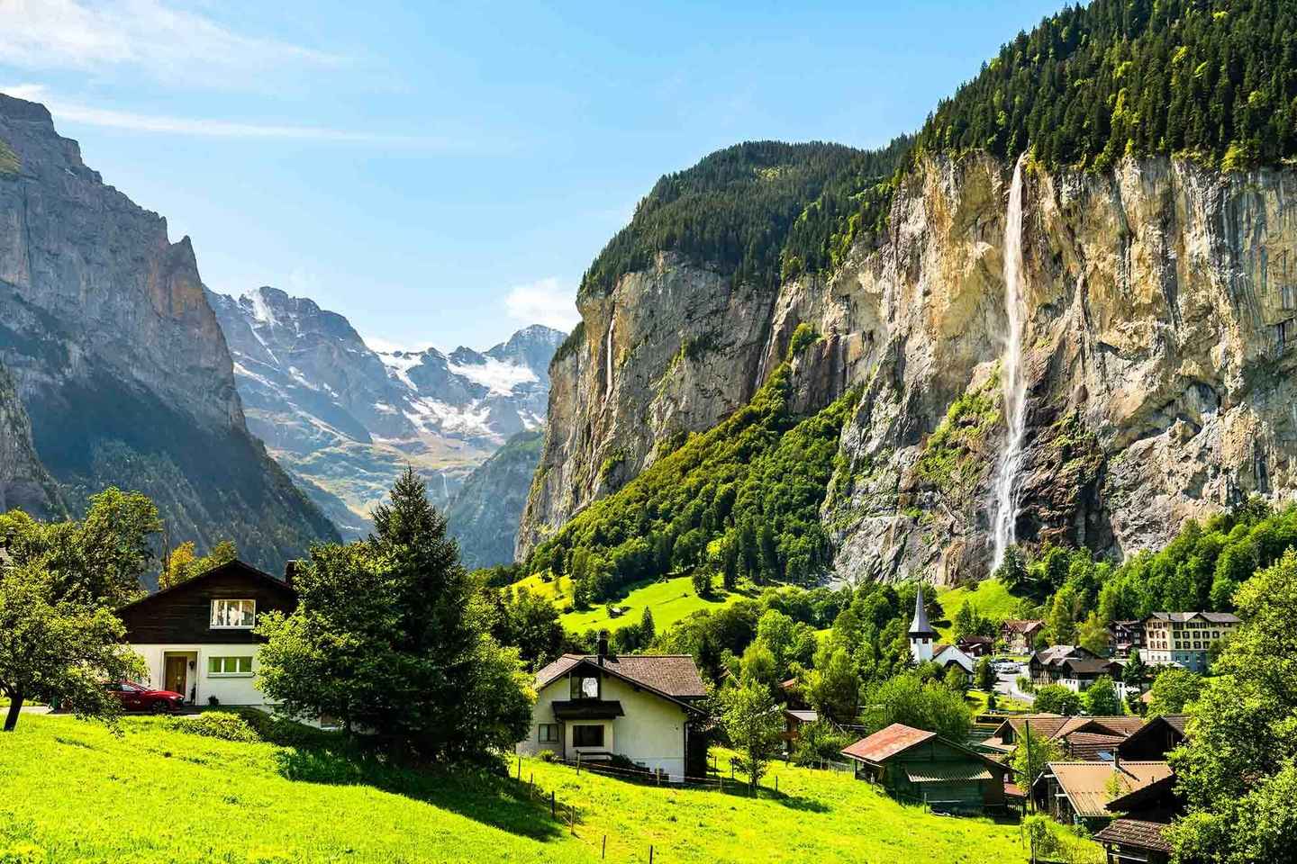 Zurich: Day trip to Grindelwald & Interlaken with Photoshoot