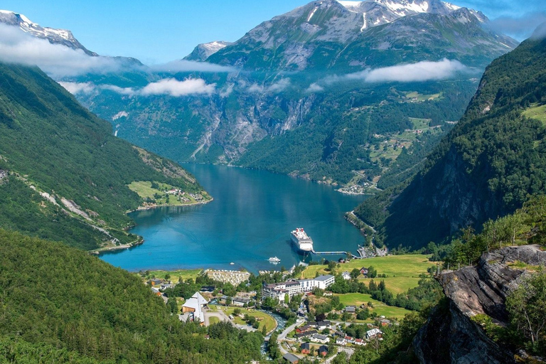 Oslo: 7-Day Geirangerfjord, Vestland & Innlandet with Cruise
