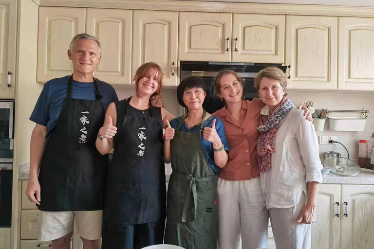 Shanghai: Pan-Fried Bun Cooking Class with Chef Another Chinese cuisine Cooking Class with Chef