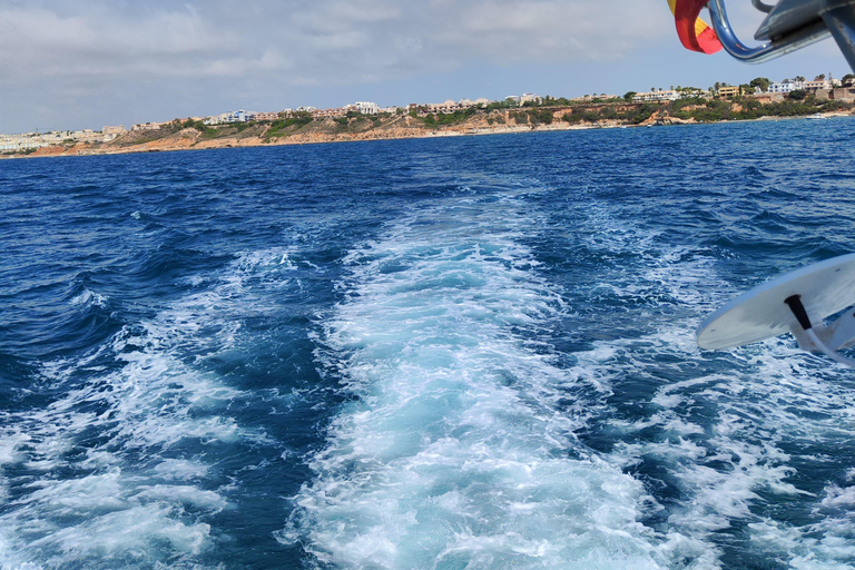 الإبحار مع غروب الشمس والسباحة في البحرغروب الشمس الخاص