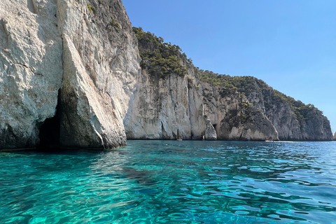 Zakynthos: Private Boat Tour with Captain South Zakynthos : 5-hour Private Boat Tour with Captain