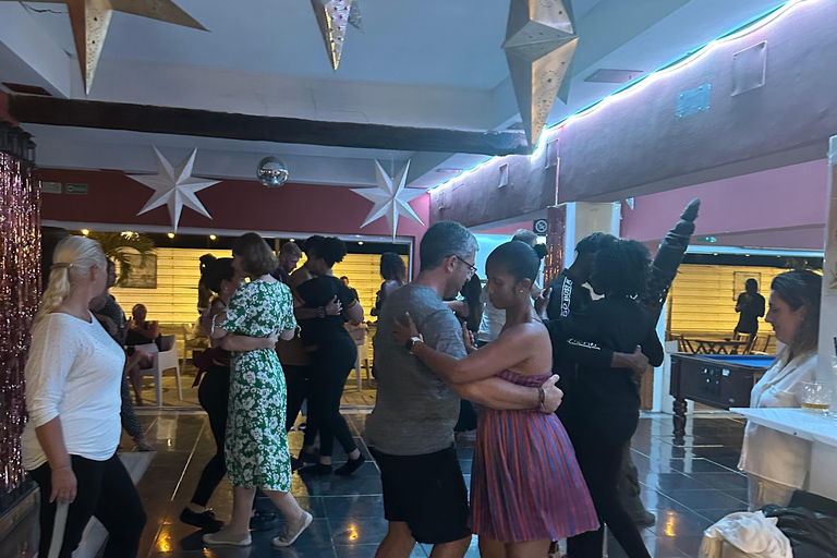 Sal: Prywatne zajęcia z kizomby - Santa Maria, Republika Zielonego PrzylądkaSal: Private Kizomba Class - Santa Maria, Cape Verde