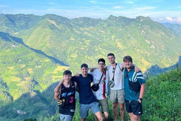 3-Day Deluxe Ha Giang Loop to All Highlights, Stay Resort 4* Tour with 2-way Limousine Tickets included