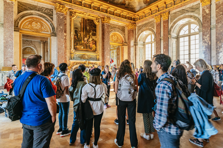 Desde París: Visita sin colas a Versalles y acceso a los jardinesTour en grupo en inglés con tour guiado de los jardines