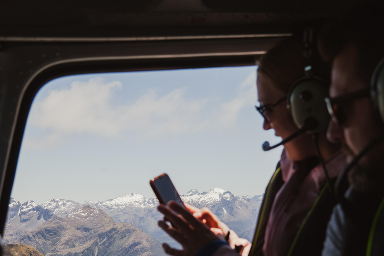 Te Anau: Kepler Track Helicopter Hike with Boat Ride