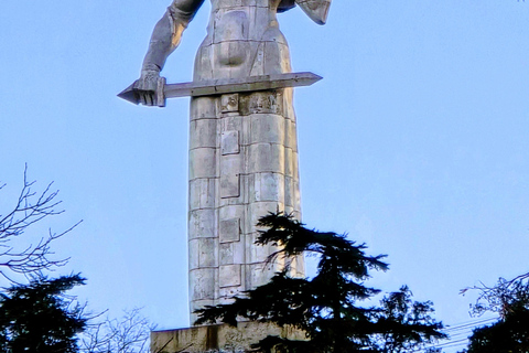 Tbilisi: Old Town Left Bank Walking Tour with Boat Ride