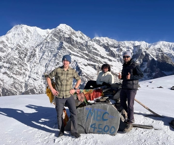Avventura sull'Himalaya: trekking di 4 giorni sul Mardi Himal da Pokhara