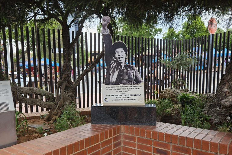 Johannesburg: Private Soweto Tour with Local Guide