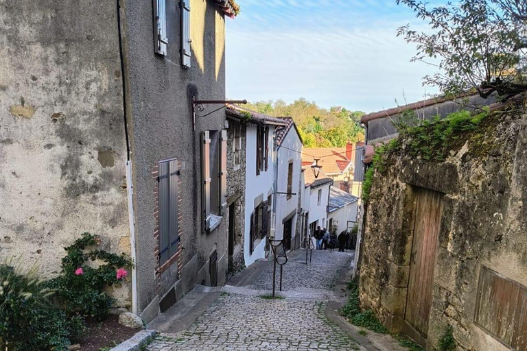 English-Assisted Loire Day: Clisson, Nantes & Trentemoult