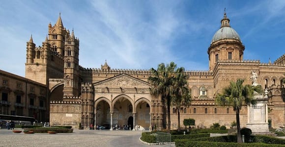 From Cefalù: Monreale & Palermo Guided Tour with Street Food