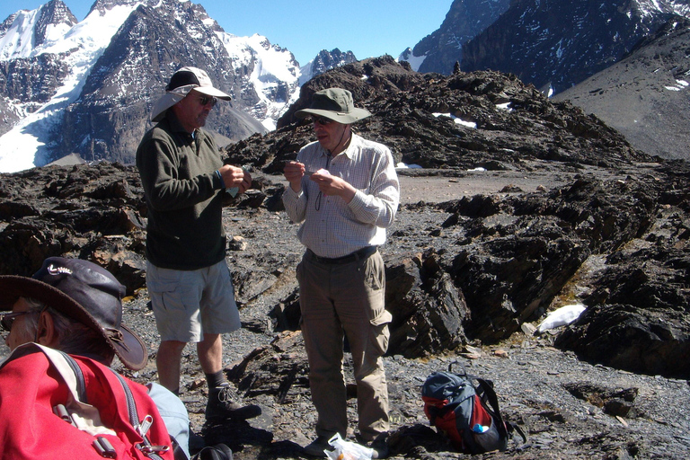 La Paz: 2-Days Pico Austria Andes Trekking Tour with Camping