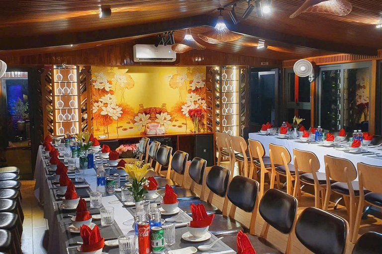 Perfume River Hue: Dinner Cruise, Live Folk Music Experience Perfume River Hue: Dinner Cruise, Live Folk Music Experience