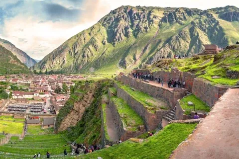 Cusco : Vallée sacrée et mines de sel avec arrivée à Ollantaytambo
