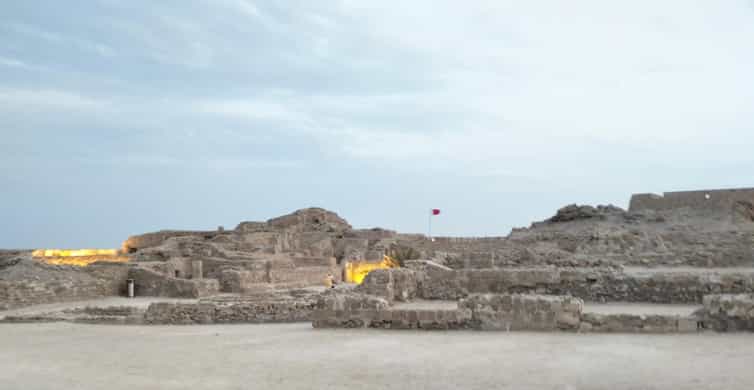 Bahrain: City Highlights Self-Guided Bus Tour photo 4