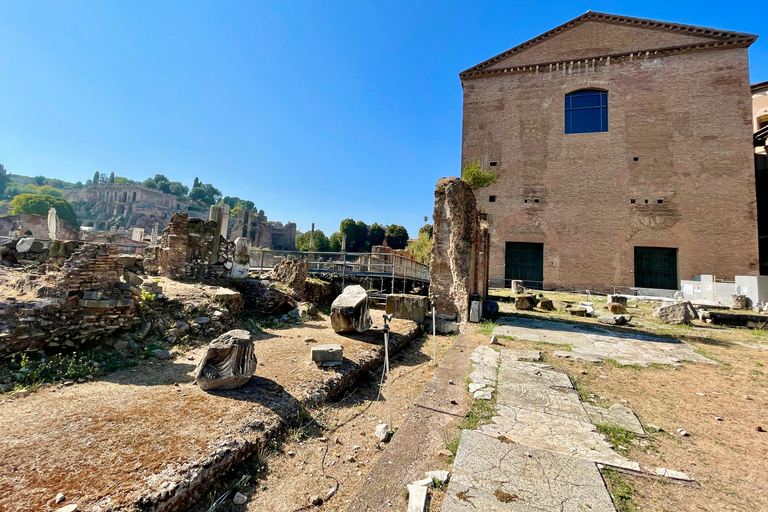 Rome's Hidden Underground Excavations & Colosseum Tour