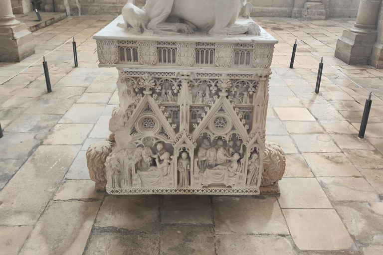 From Lisbon: Medieval Tour, Batalha, Tomar, Alcobaça, Óbidos Private Tour Option