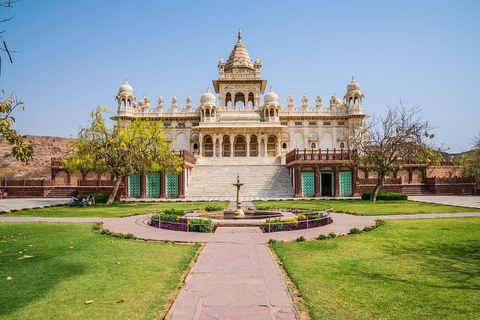 Jodhpur: 2-daagse Jodhpur-tour met woestijnkamp en kamelensafariPrivétour met auto, chauffeur en tourgids
