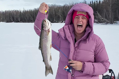 Anchorage: Ice Fishing Trip With Transportation
