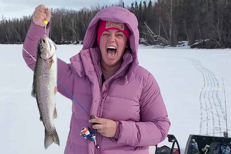 Anchorage: Eisangeltrip mit Transport. Foto: GetYourGuide