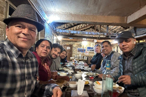 Pokhara: 2-Day Poon Hill Sunrise Trek with Lady Guide