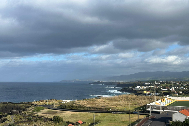 Capelas, Fenais da Luz, dégustations et expériences traditionnellesCapelas, Fenais da Luz, Dégustations et Expériences Traditionnelles