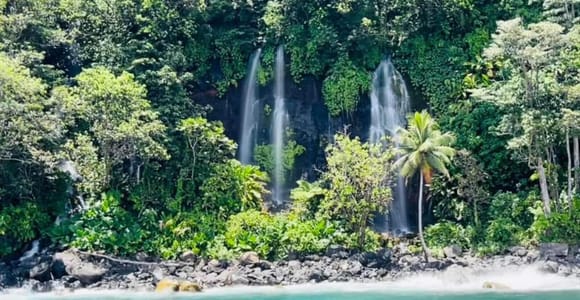 Taveuni: Premium Boat Tour to Triple & Hidden Waterfalls