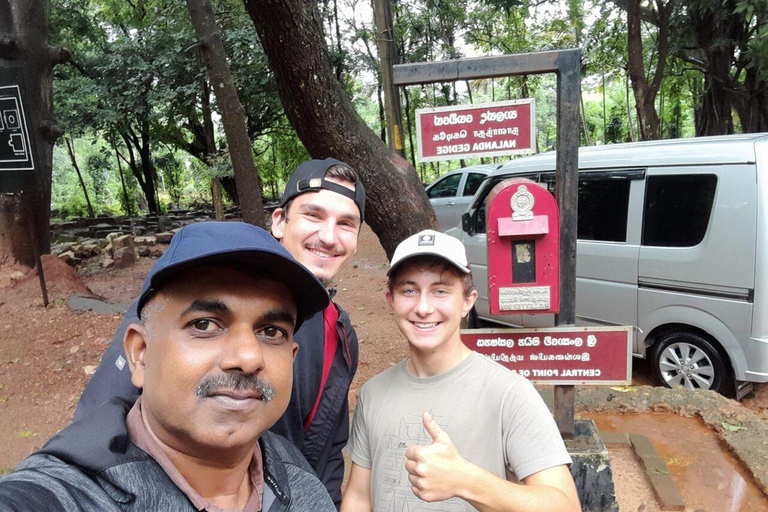 From Kandy: Sigiriya, Pidurangala Sunset & Lake Tour