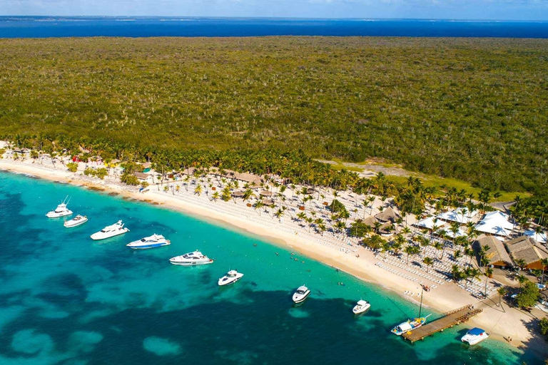 Punta Cana: Private Catalina Island Snorkeling Trip with